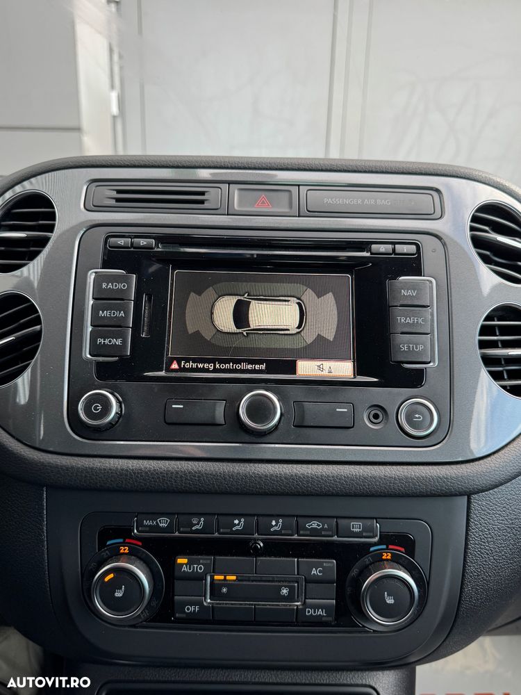 Volkswagen Tiguan - 23