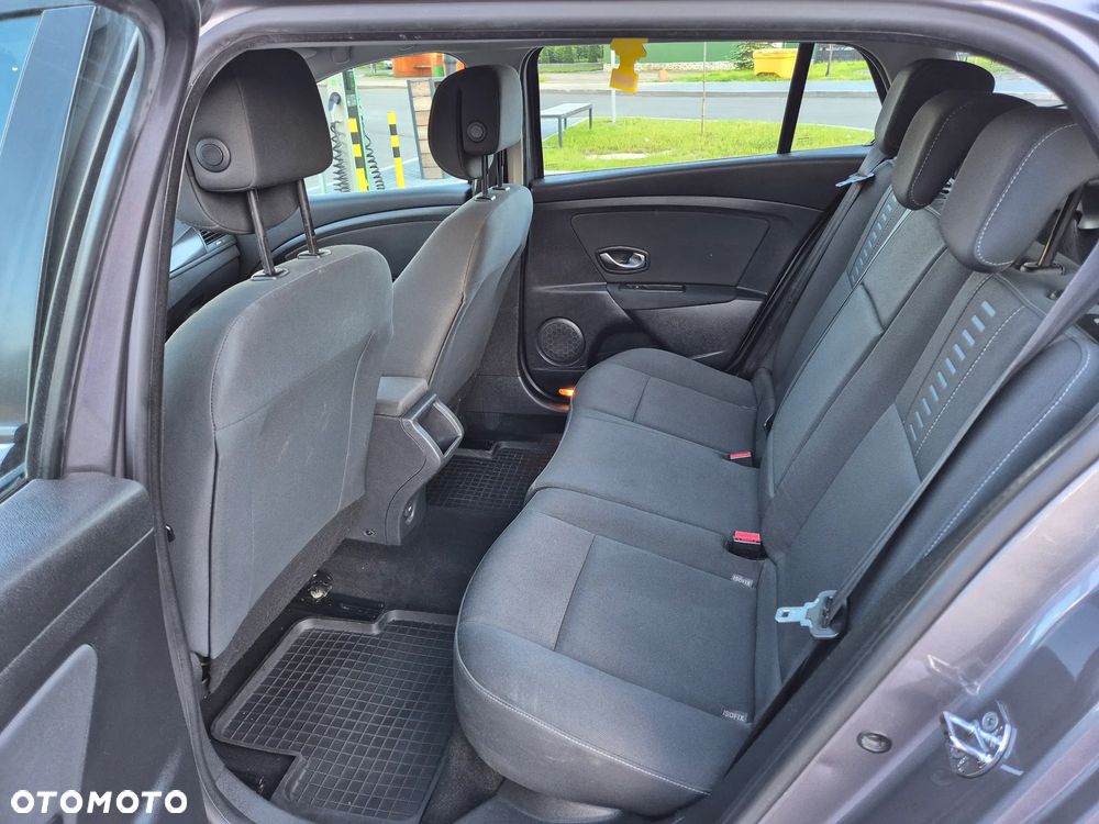 Renault Megane 1.6 16V Expression - 11