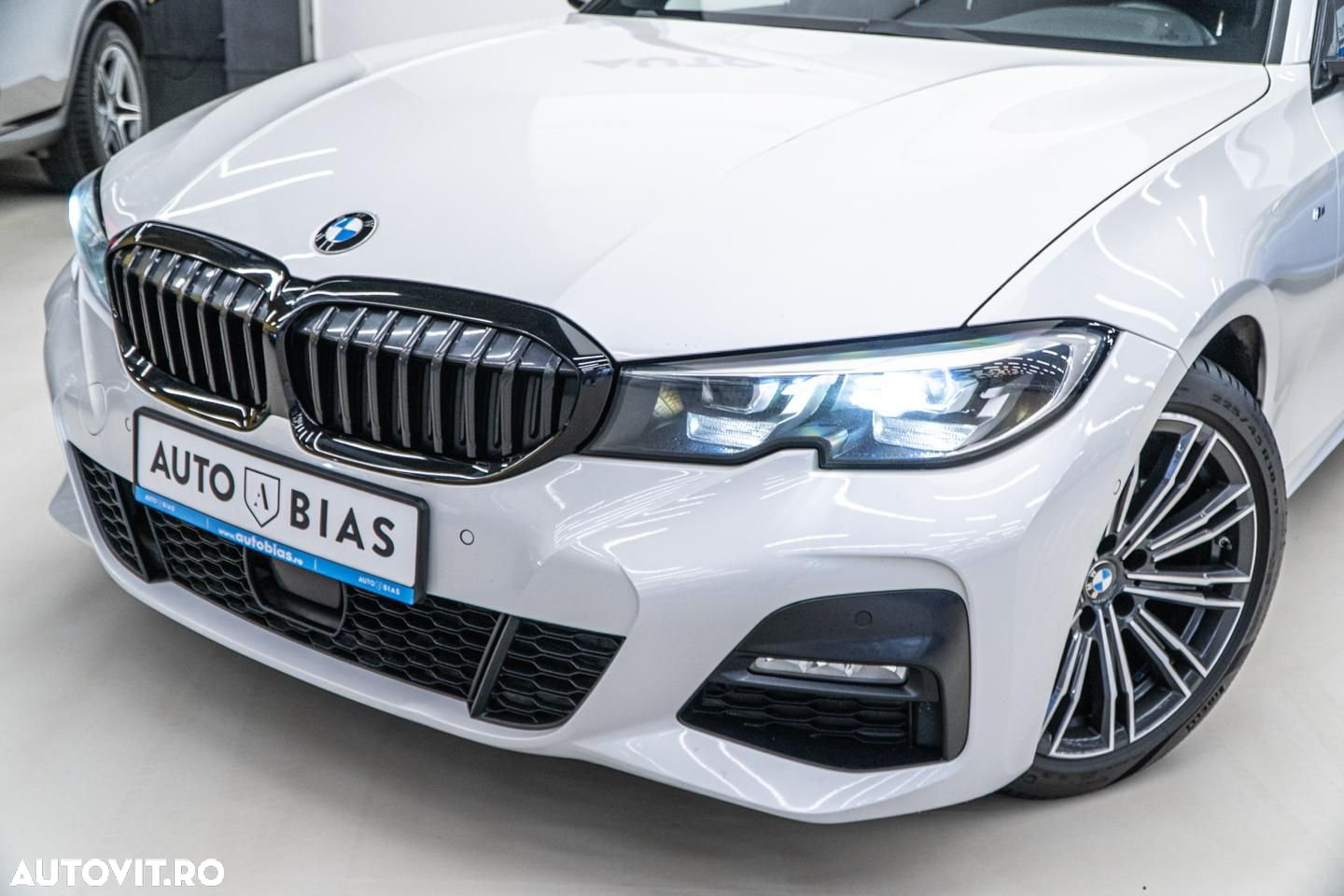 BMW Seria 3 320d xDrive AT M Sport - 10