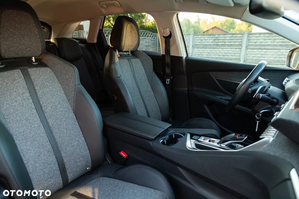Peugeot 3008 THP 165 EAT6 Stop & Start Allure - 9