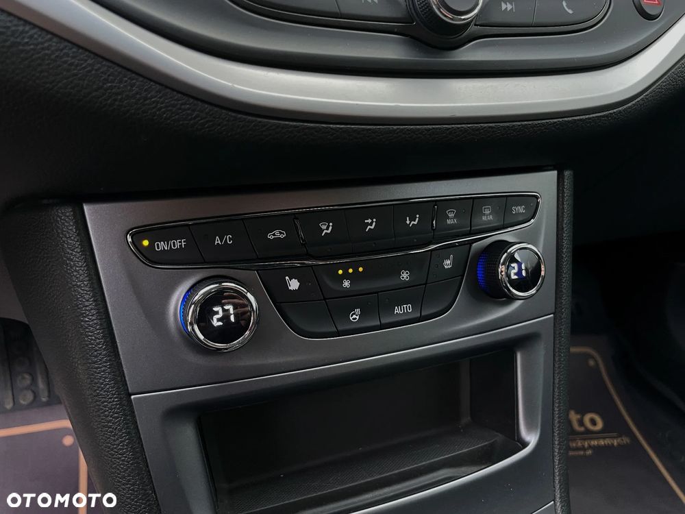 Opel Astra 1.6 D Start/Stop Dynamic - 31