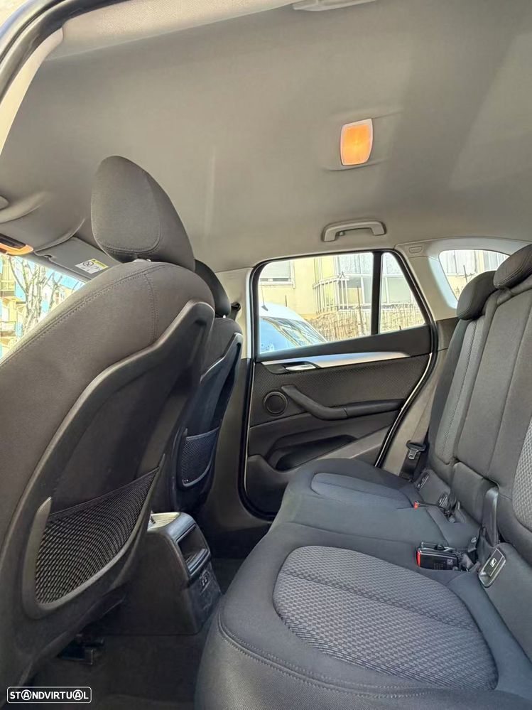 BMW X1 18 d sDrive Auto - 10