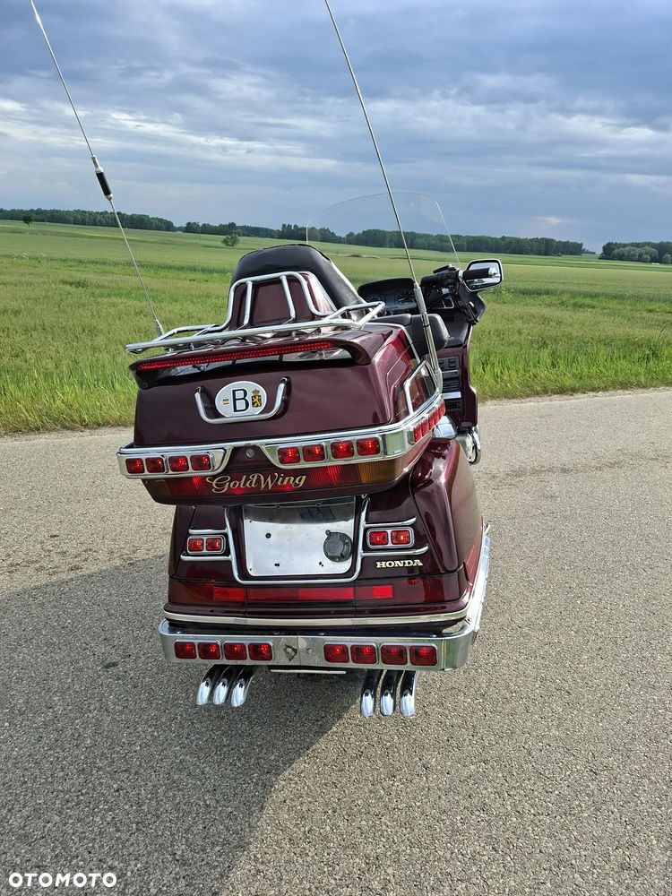 Honda GL - 9