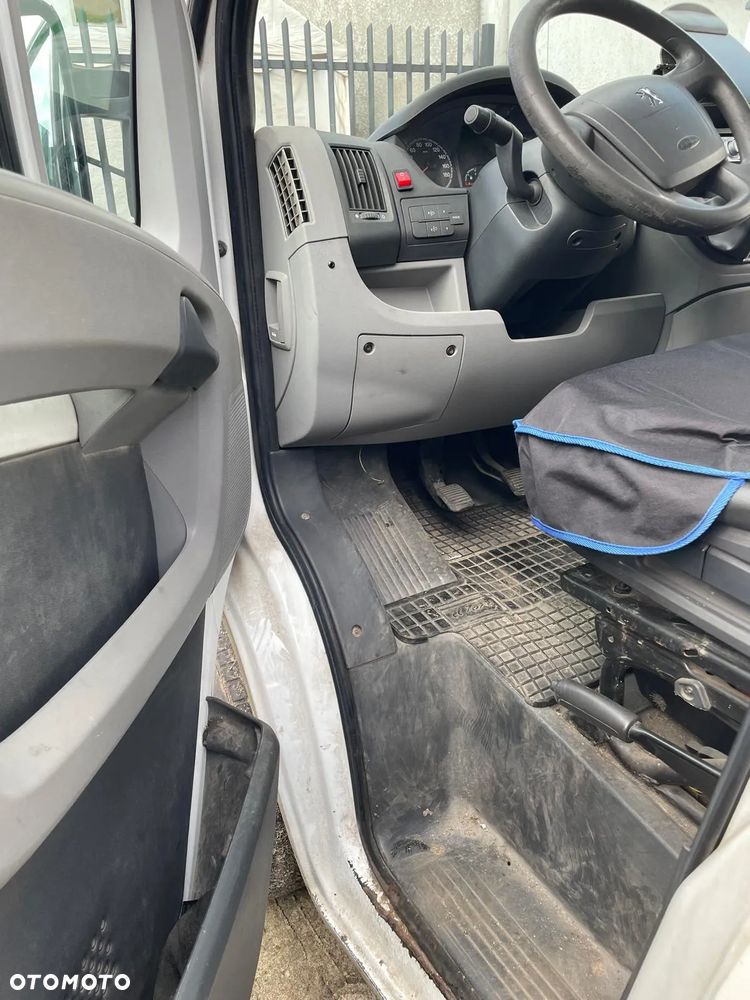 Peugeot BOXER 335 - 12