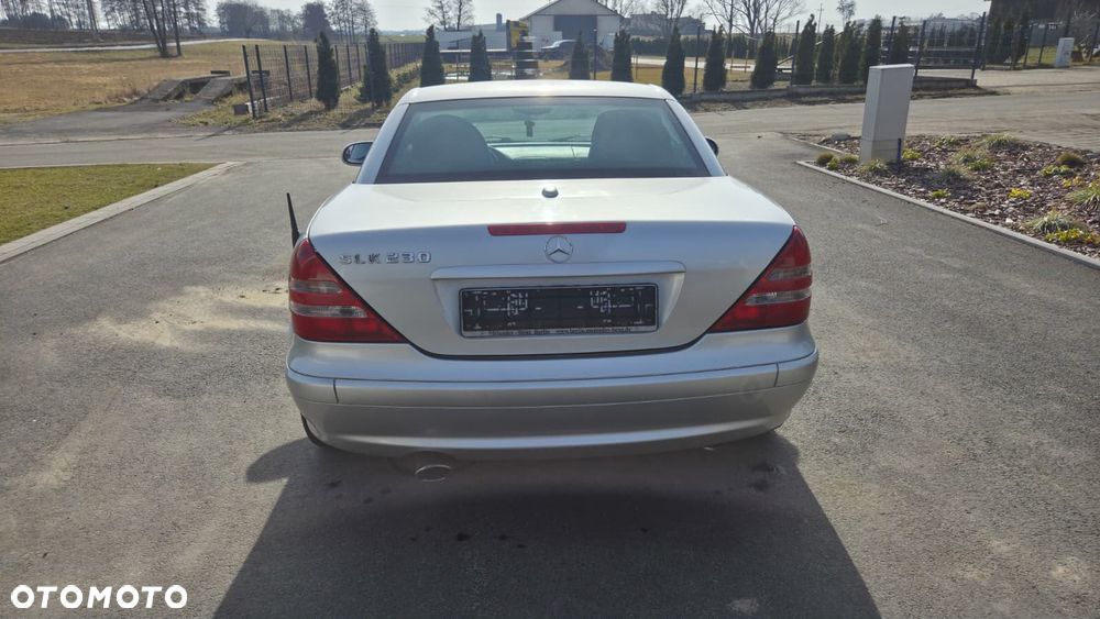 Mercedes-Benz SLK - 13