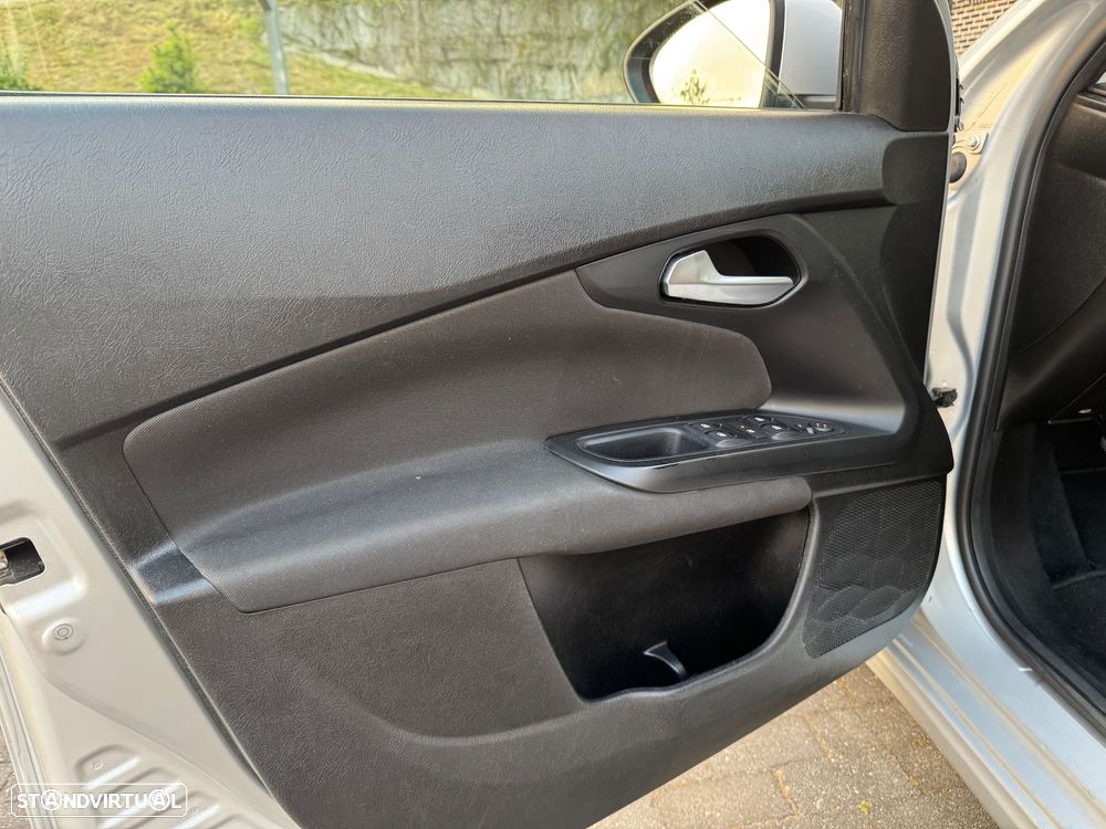 Fiat Tipo 1.3 M-Jet Easy - 16