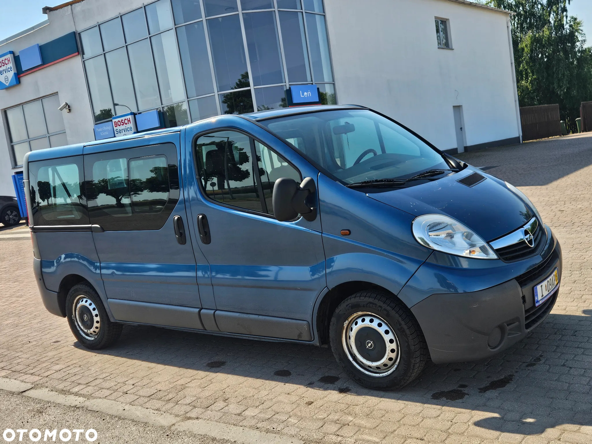 Opel Vivaro L1H1 2.7t - 10