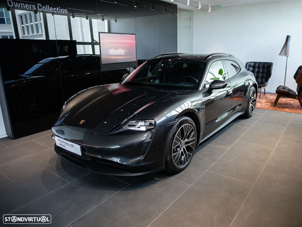 Porsche Taycan Sport Turismo - 4