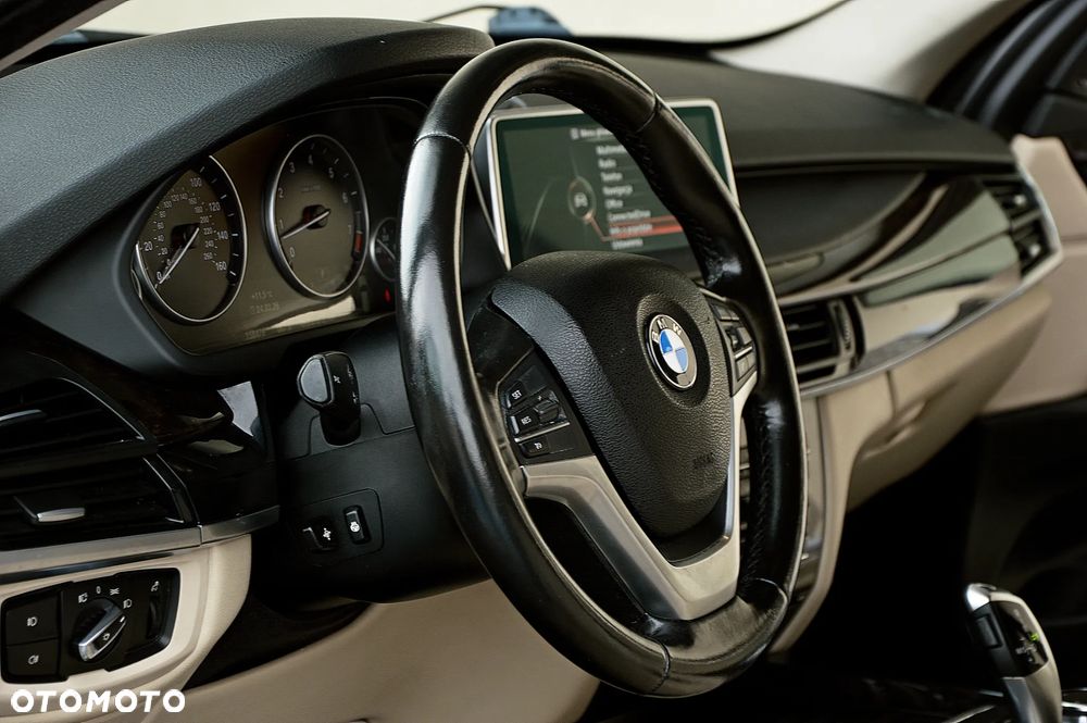 BMW X5 xDrive35i - 13
