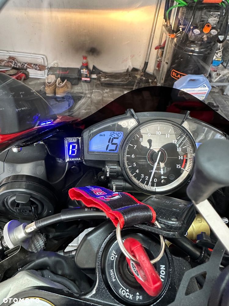 Yamaha YZF - 6
