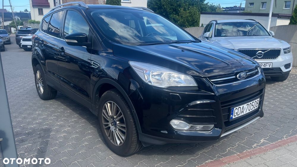Ford Kuga 1.6 EcoBoost 2x4 Titanium - 3