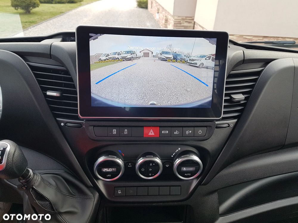 Iveco DAILY; 50C/18-POWER,12-PALET,PRZEBIEG; 17 TYŚ KM! - 36