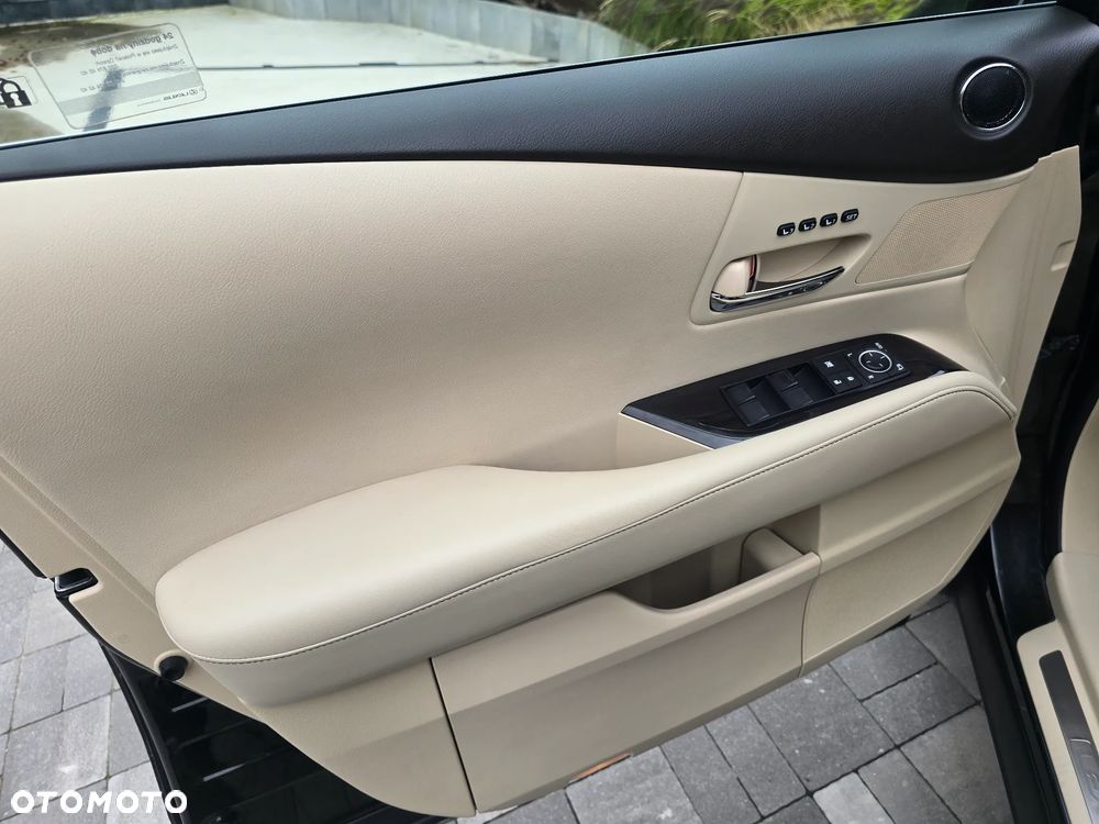 Lexus RX 350 F Impression - 11
