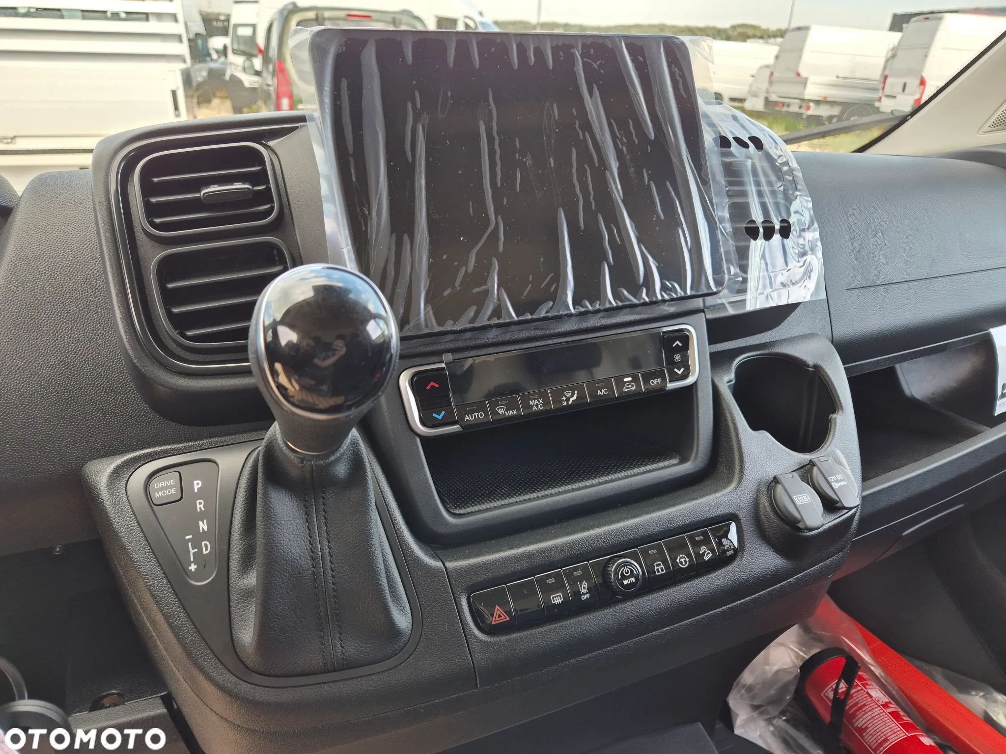 Peugeot Boxer Furgon L4H2 2.2 HDI 180KM Automat 3.5t Heavy - 12