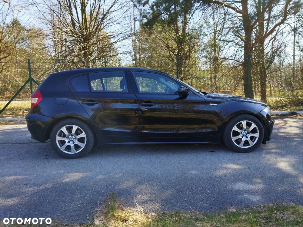 BMW Seria 1 120d - 6