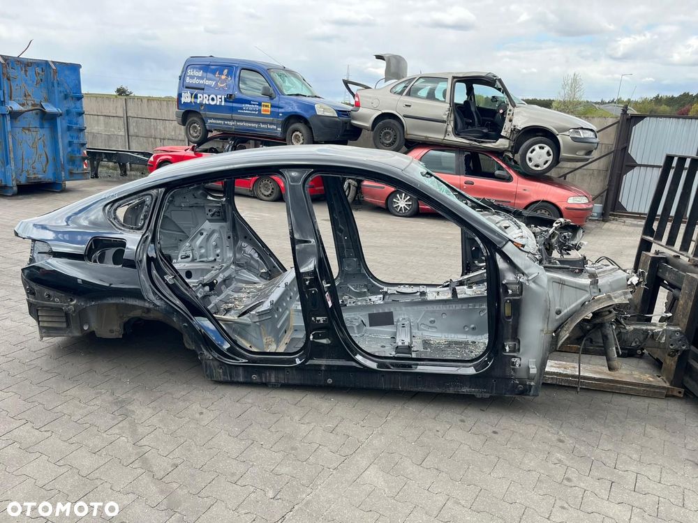 PRÓG PRAWY ĆWIARTKA SŁUPEK BMW X4 F26 - 1