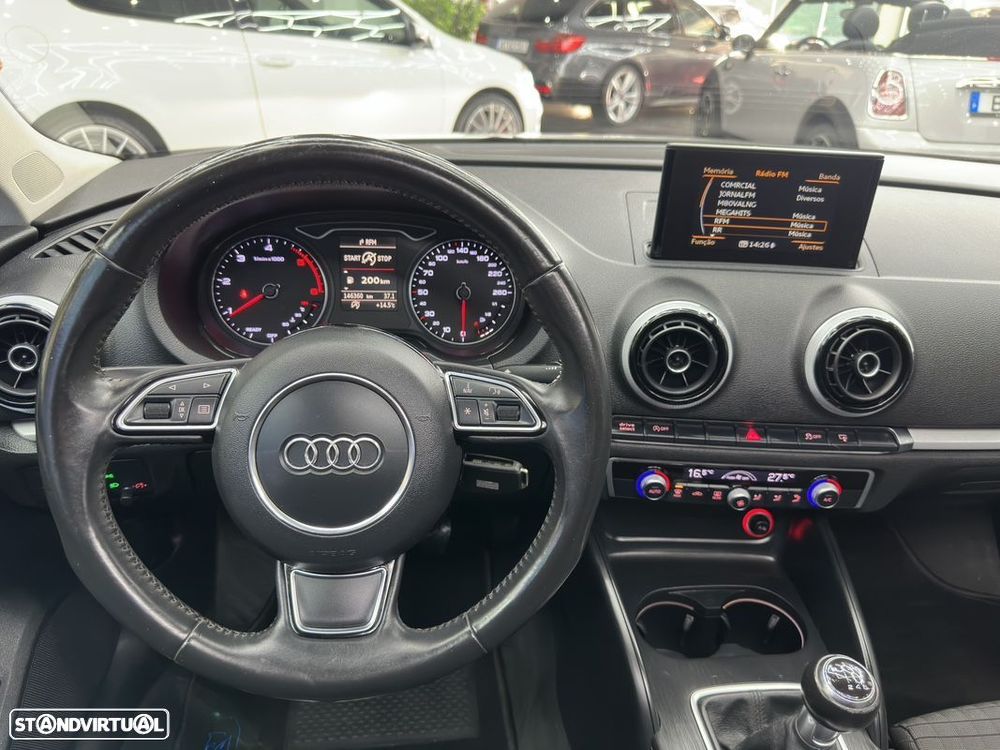Audi A3 Sportback 1.6 TDI (clean diesel) Ambition - 1