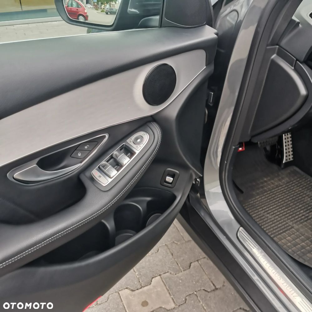 Mercedes-Benz GLC 220 d 4-Matic - 3