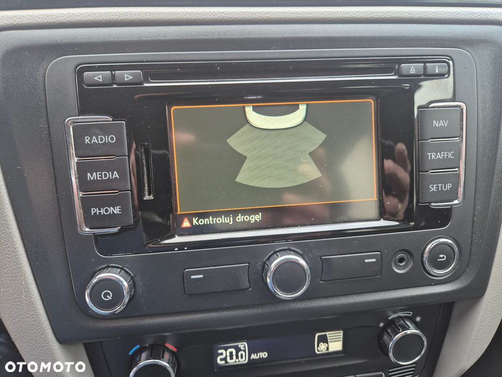 Skoda RAPID 1.2 TSI Style+ Green tec - 16