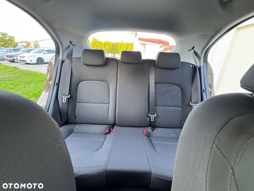Kia Rio - 24