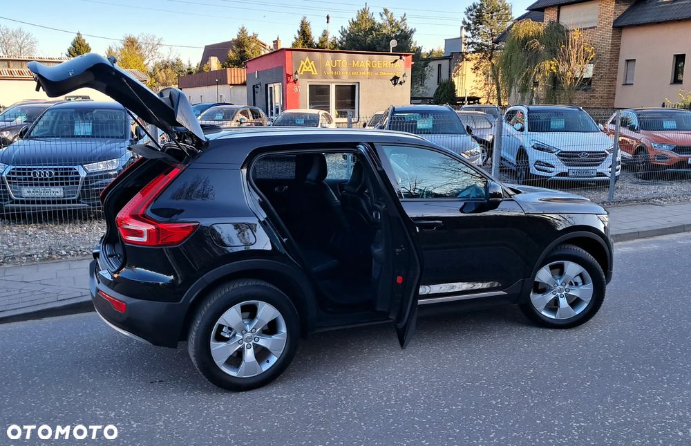 Volvo XC 40 T4 Momentum - 36