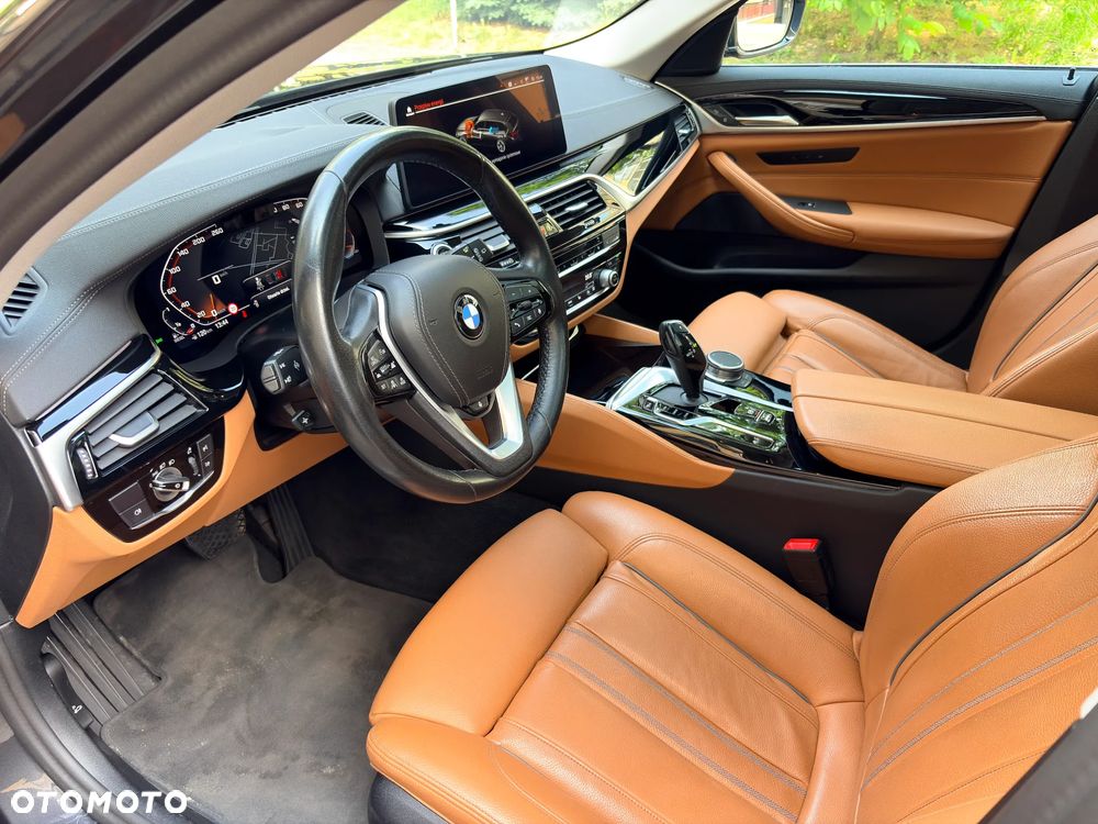 BMW Seria 5 530d mHEV Luxury Line - 4