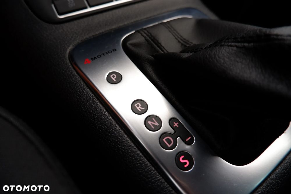 Volkswagen Tiguan - 23