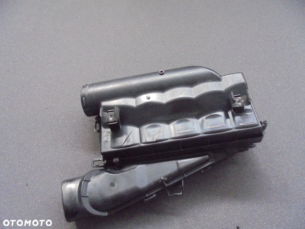 MERCEDES ML GL GLS 4,7 V8 BENZYNA OBUDOWA FILTRA POWIETRZA 278 - 2