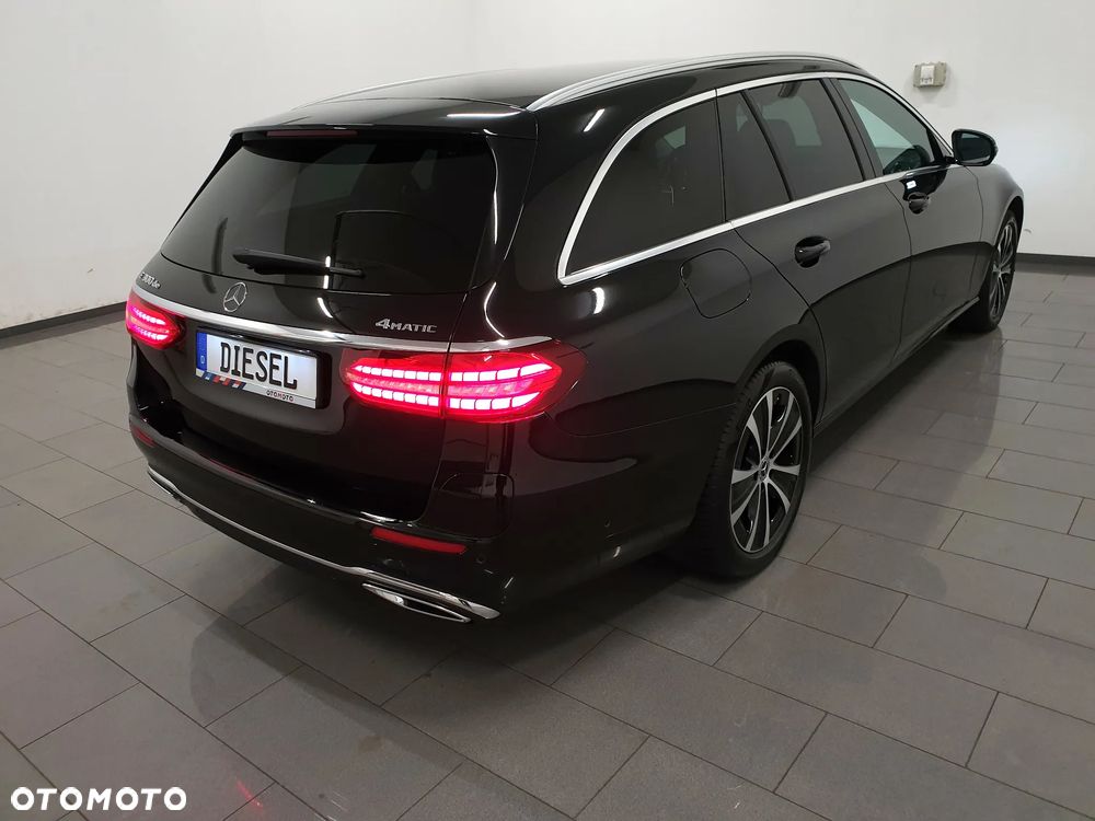 Mercedes-Benz Klasa E 300 de 4Matic 9G-TRONIC AMG Line - 6