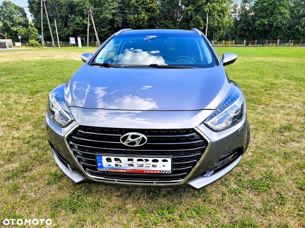 Hyundai i40 Kombi 1.7 CRDi Premium - 3