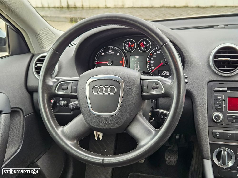 Audi A3 Sportback 2.0 TDi Attraction - 8