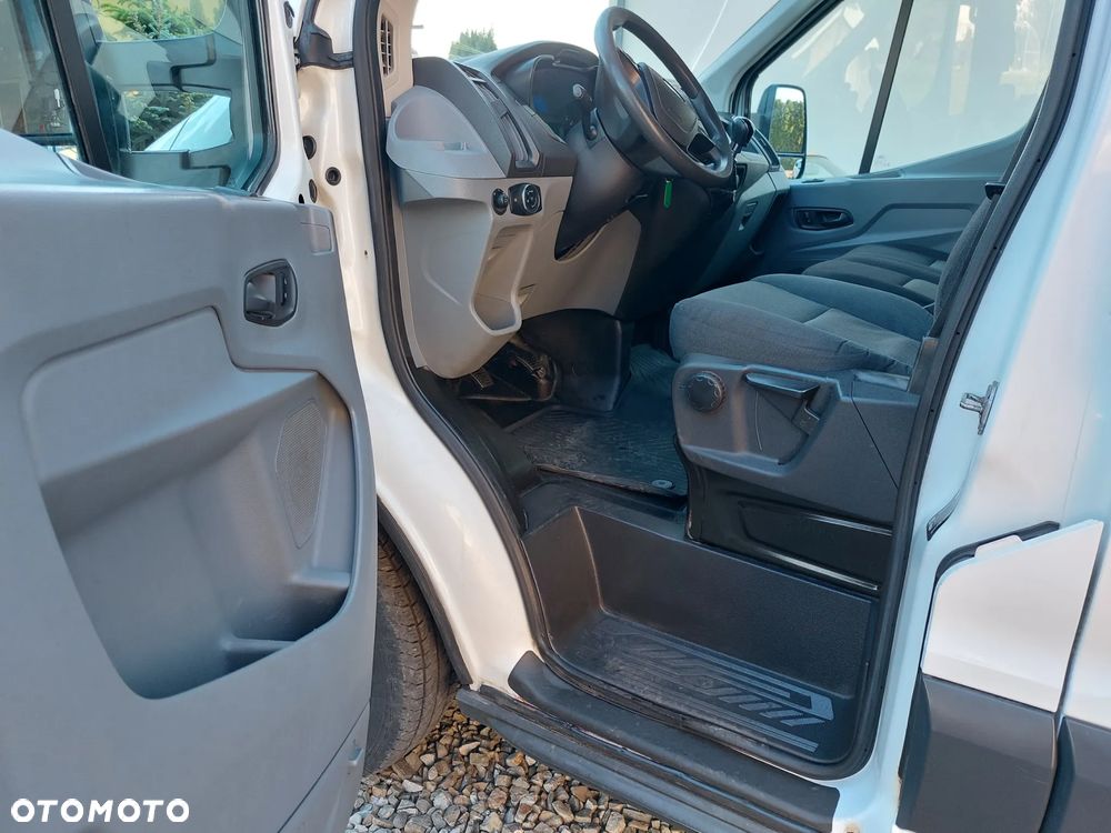 Ford TRANSIT - 19