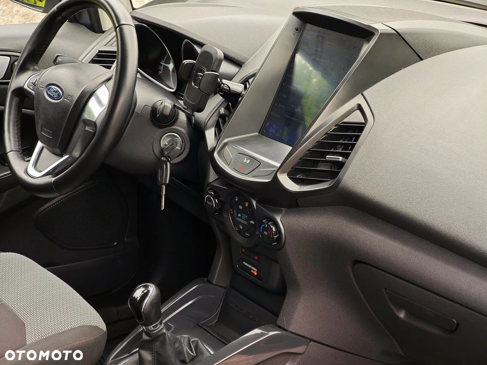 Ford EcoSport 1.0 EcoBoost TITANIUM - 32