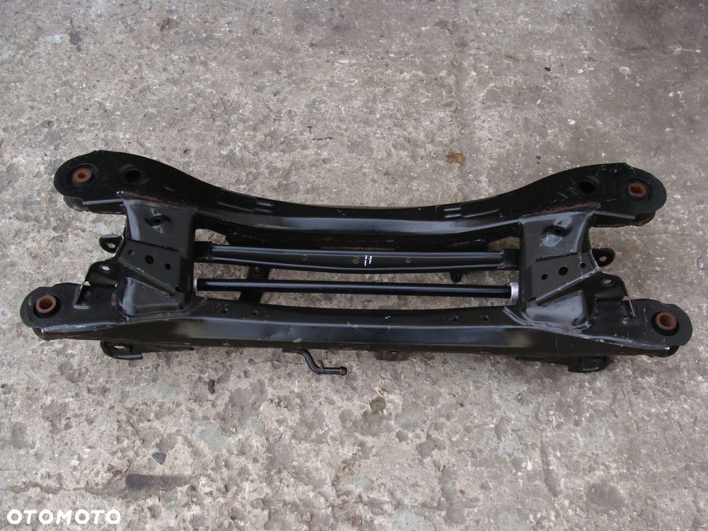 belka tył sanki toyota auris ii !! - 1