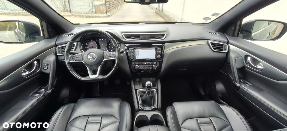 Nissan Qashqai 1.3 DIG-T Tekna EU6d - 10