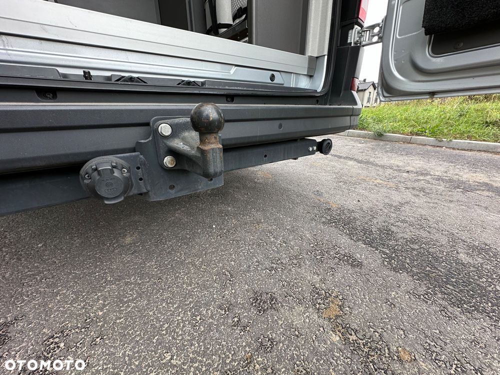 Volkswagen Grand California - 11