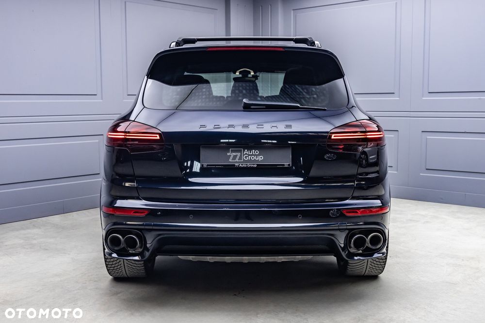 Porsche Cayenne - 10