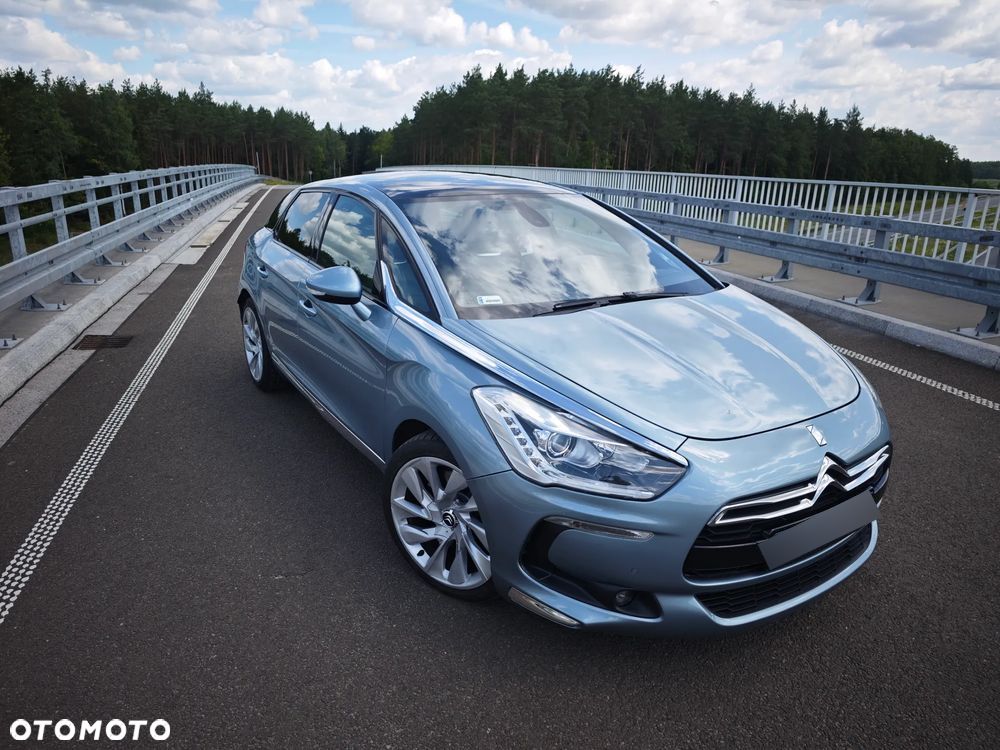 Citroën DS5 2.0 HDi SportChic - 1