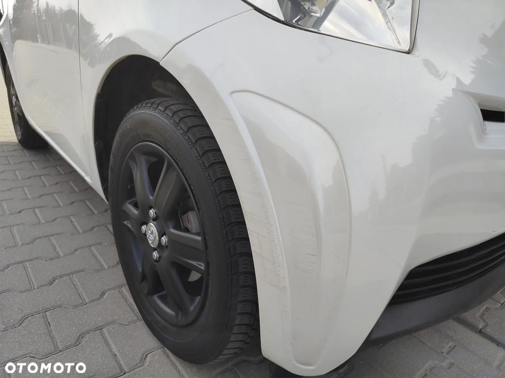 Toyota iQ 1.0 Luna - 11