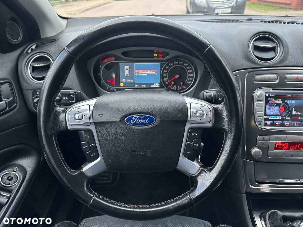 Ford Mondeo 2.0 TDCi Titanium - 20