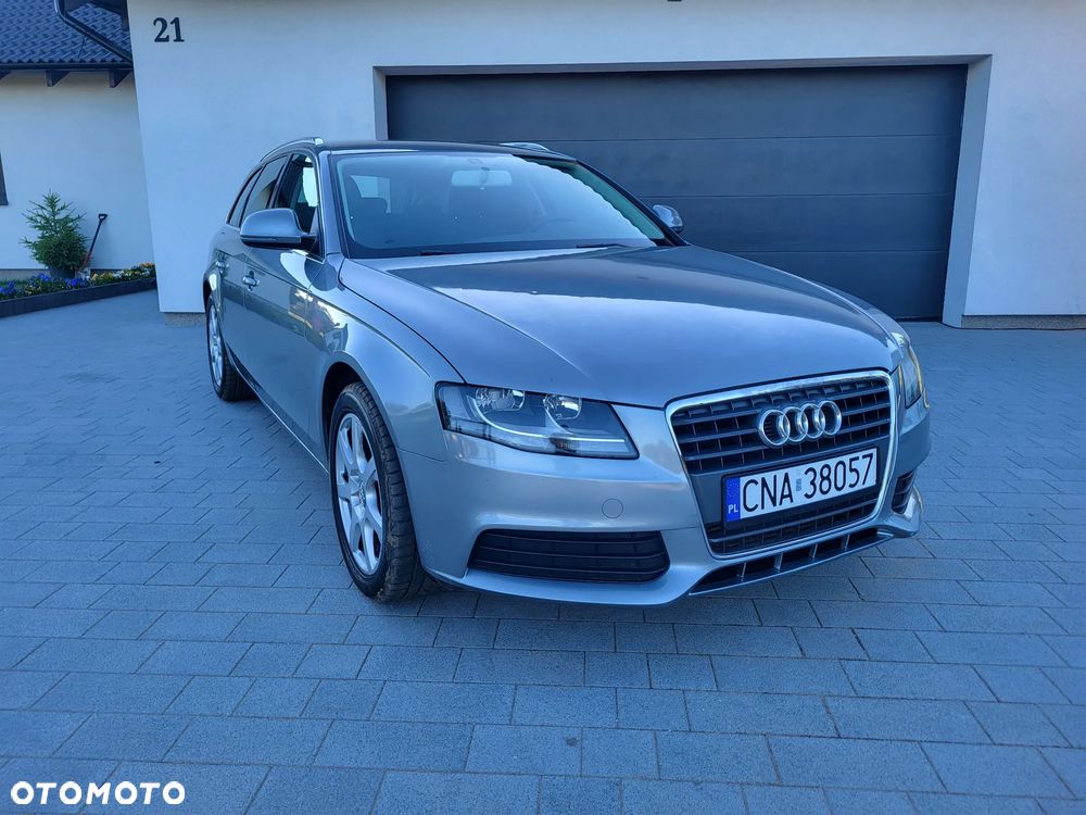 Audi A4 Avant 2.0 TDI DPF Ambiente - 8