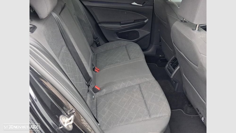 VW Golf 1.0 TSI Sportline - 14