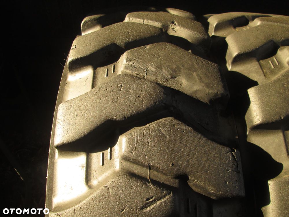 Opony 290/90R 20 Liebherr EM-22. Opony ciężarowe - 11
