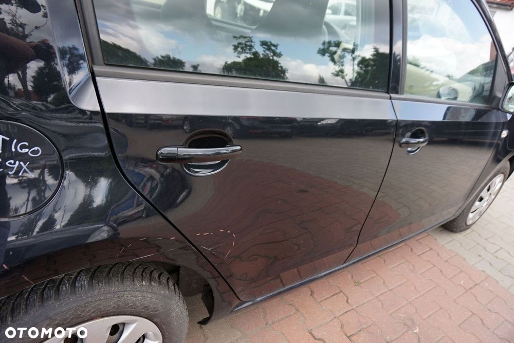 DRZWI TYLNE PRAWE CITIGO NF1 5D HB LC9X  CZARNY SKODA 2011-2019 - 4