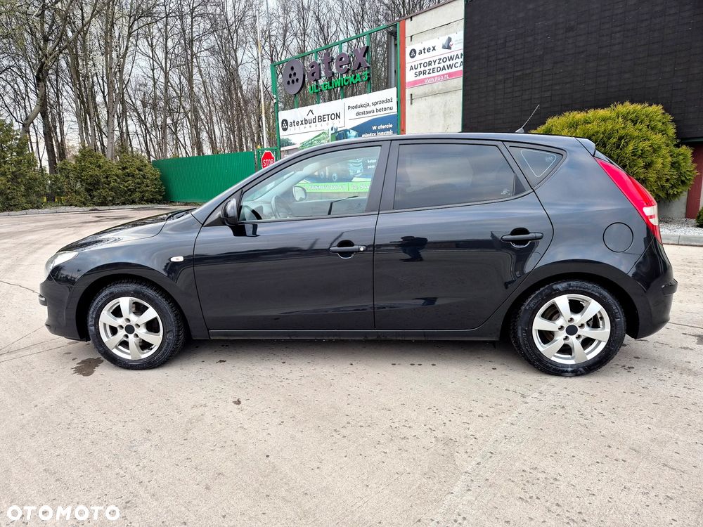 Hyundai i30 1.4 Blue Comfort - 9