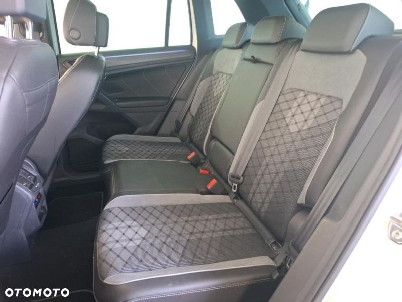 Volkswagen Tiguan 2.0 TDI SCR DSG R-Line - 11