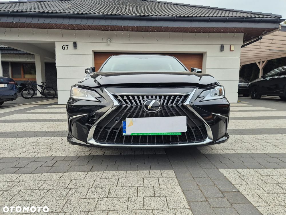 Lexus ES 300h Prestige - 5