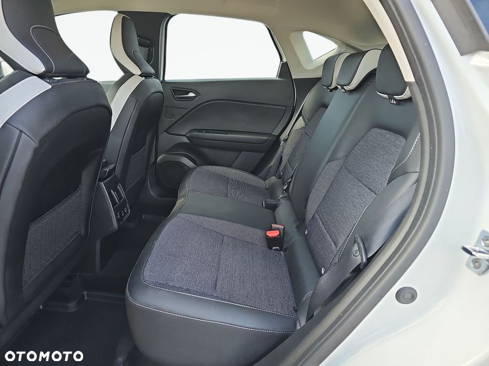 Renault Captur 1.3 TCe mHEV Intens - 26