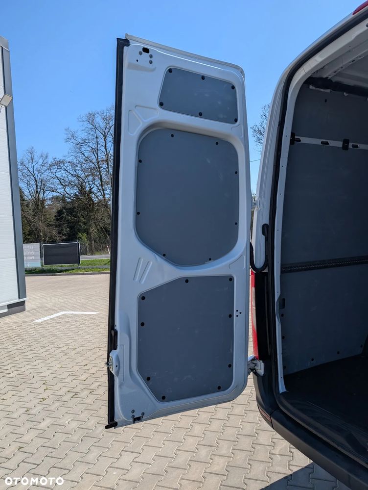 Mercedes-Benz SPRINTER MAX - 16