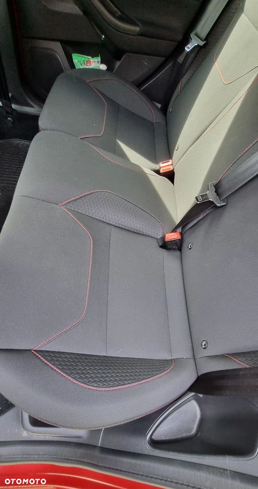 Ford Focus 1.5 EcoBoost ST-Line - 10